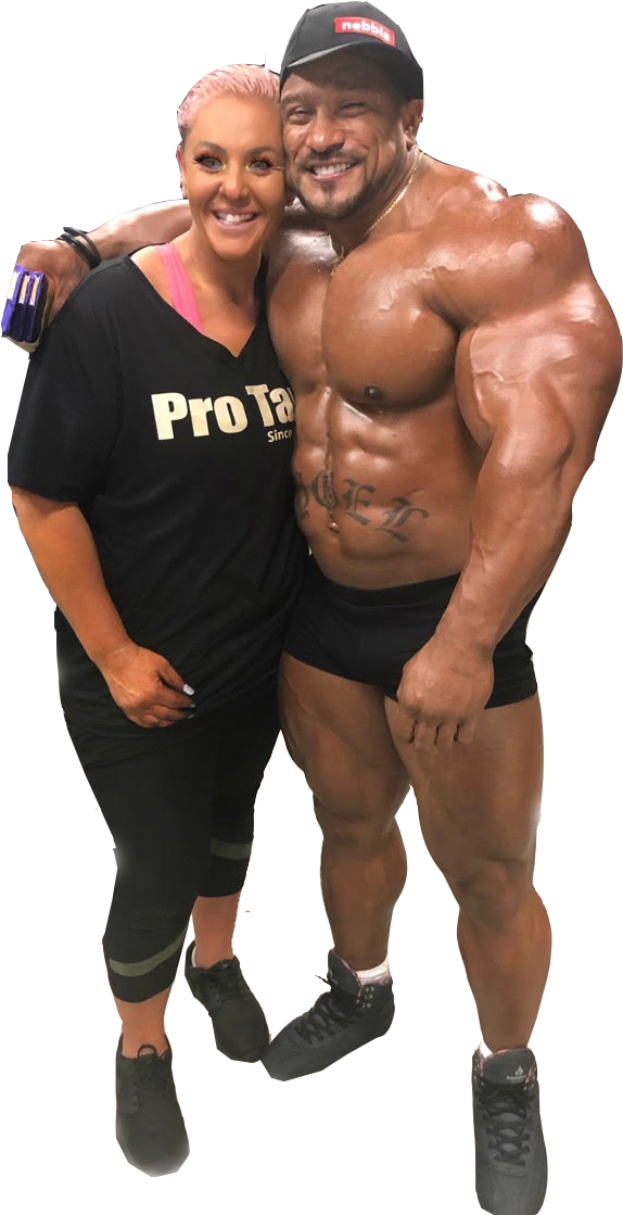 Bodybuilder_and_ Fan_ Smiling