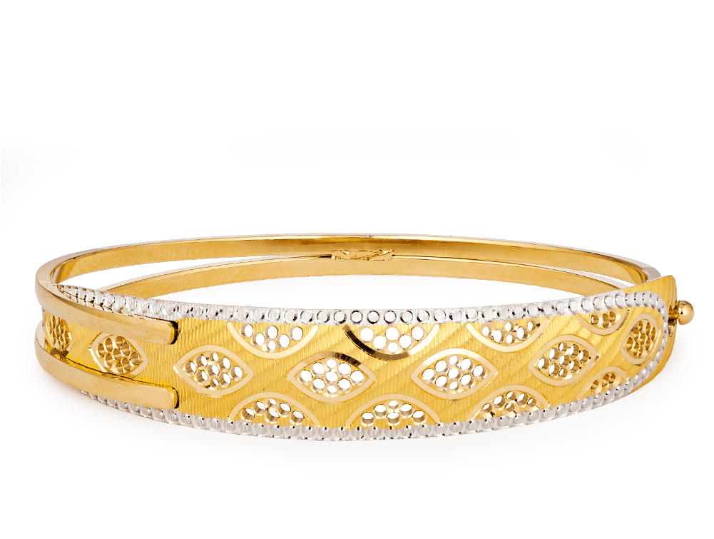 Elegant Gold Bangle Design