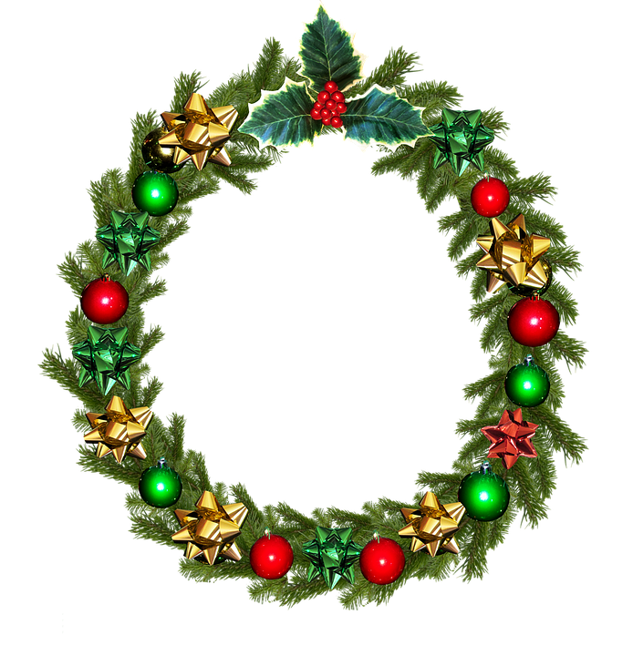 Festive Christmas Wreath Decoration.png