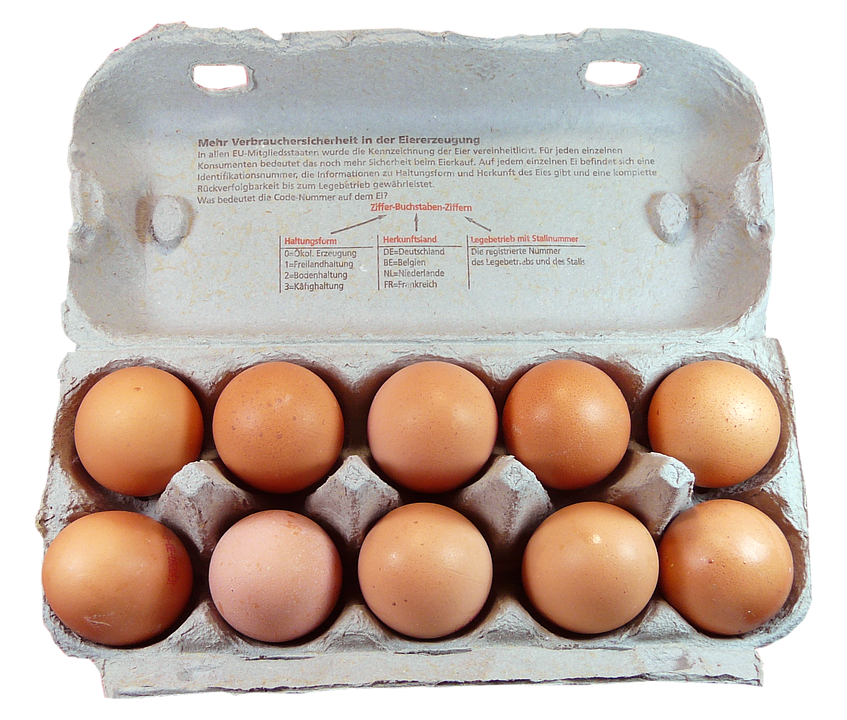 Fresh Brown Eggsin Carton Box