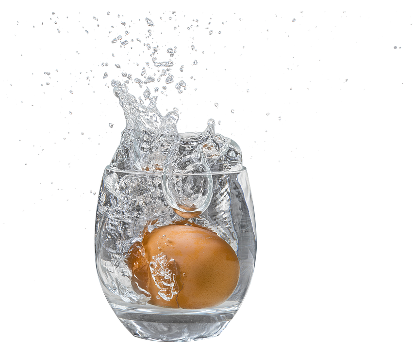 Splashy Egg Dropin Water Glass