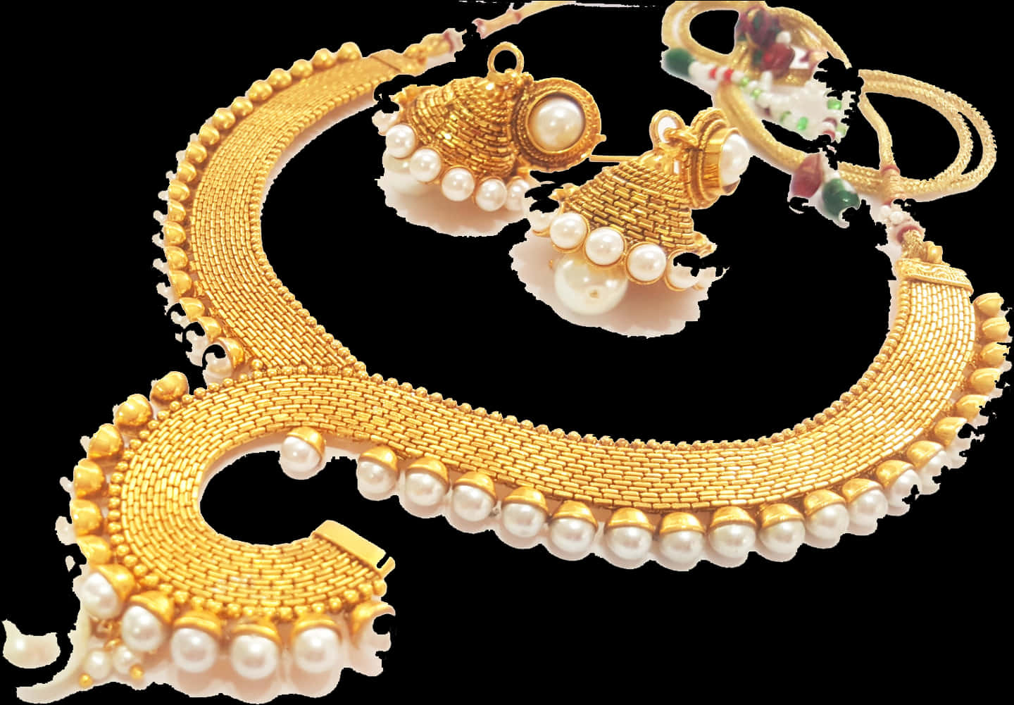 Traditional Indian Gold Jewelry Set