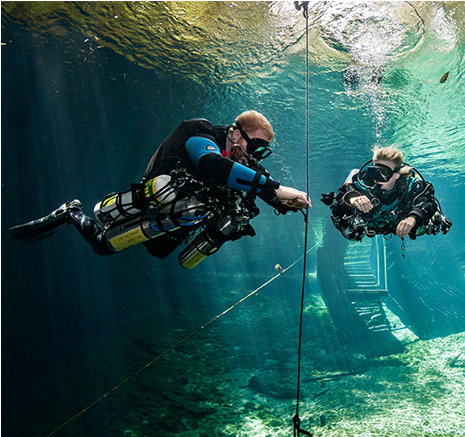 Underwater_ Divers_ Handshake.jpg