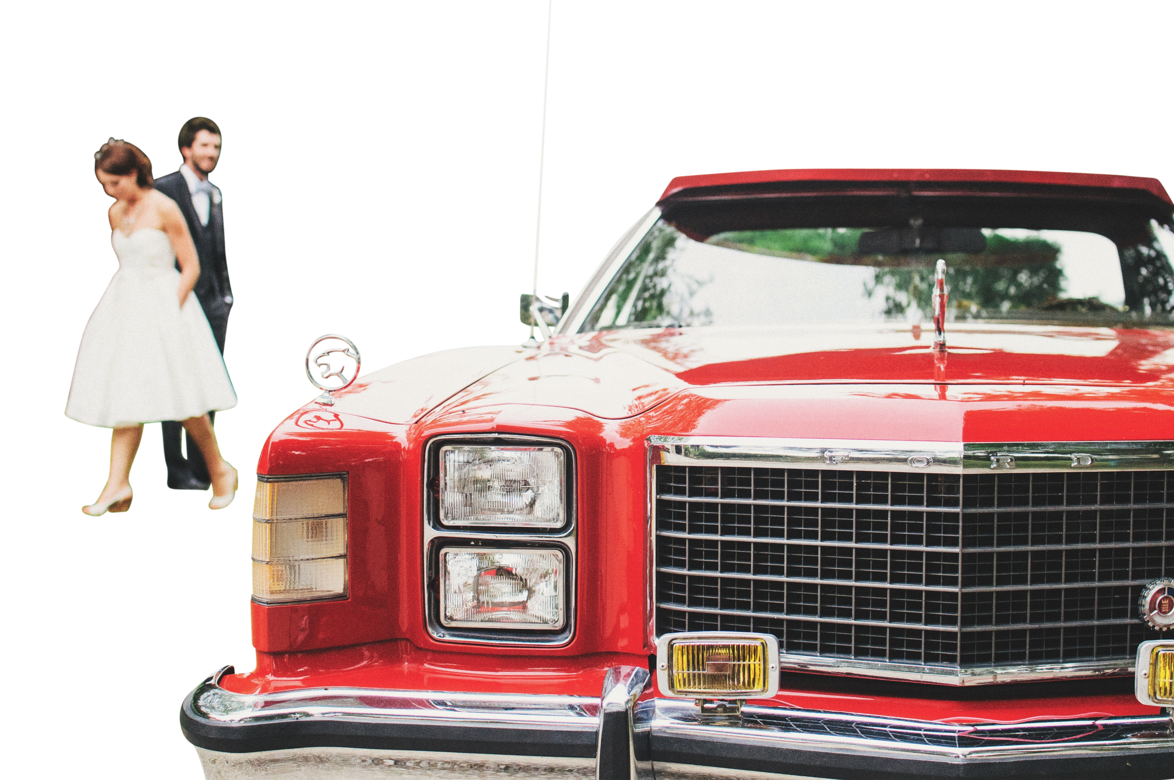 Wedding Coupleand Classic Car