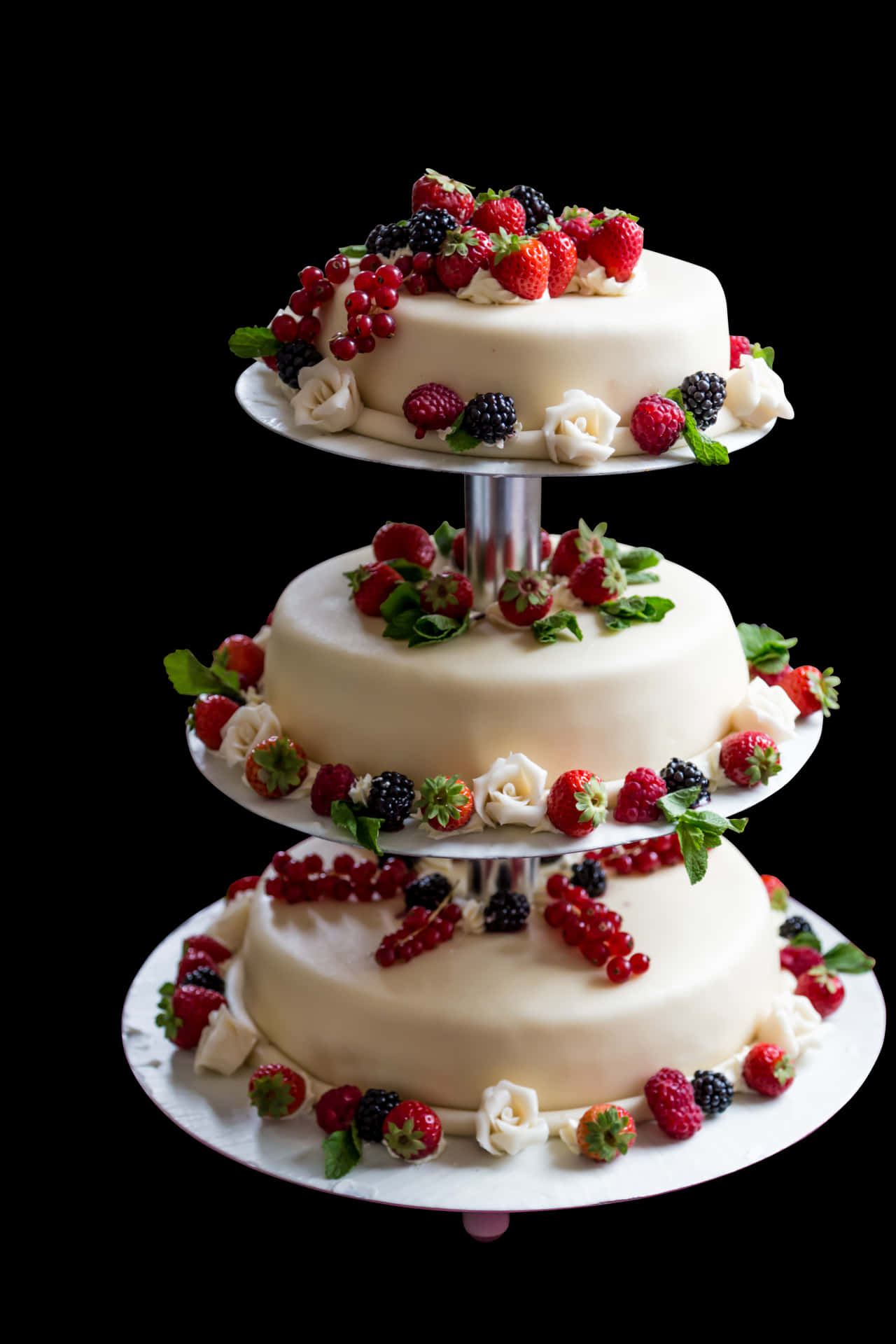 Elegant Berry Topped Wedding Cake PNG Image