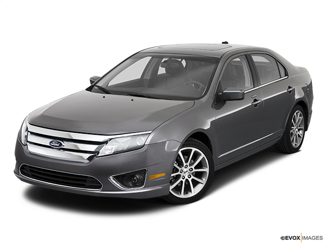 Silver Ford Fusion Sedan Profile View PNG Image