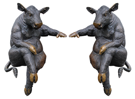 Sitting Dual Cows Sculpture PNG Image