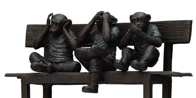 Three Wise Monkeys Sculpture PNG Image